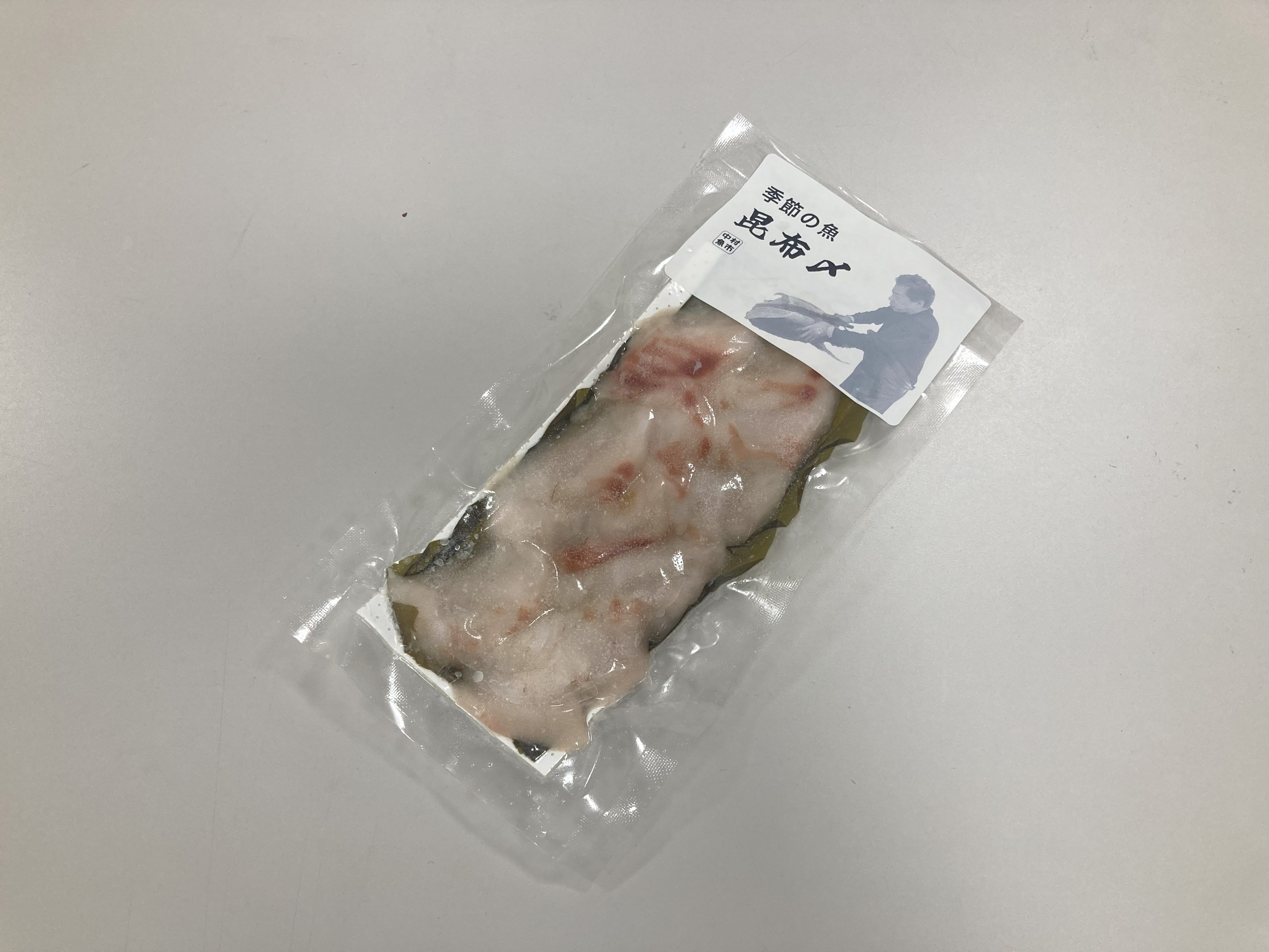 四万十近海 季節の魚昆布〆